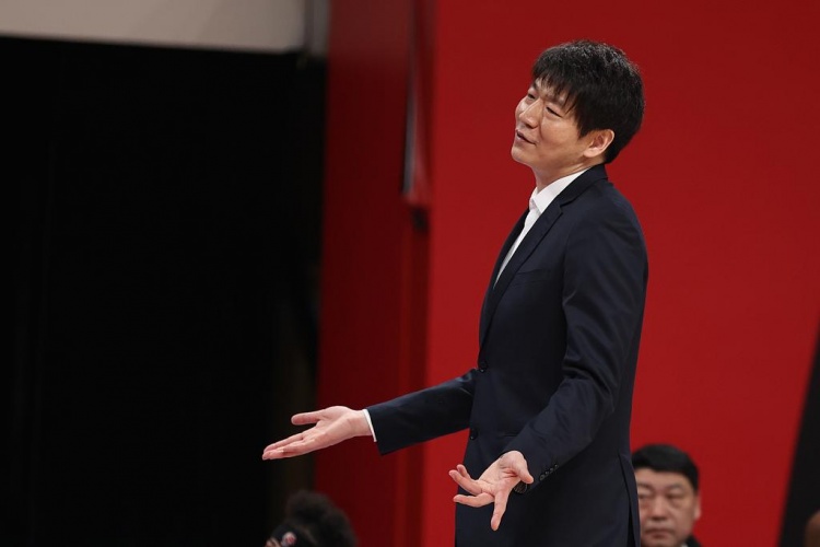 第四外援是否可以提上日程？邱彪：努力爭取